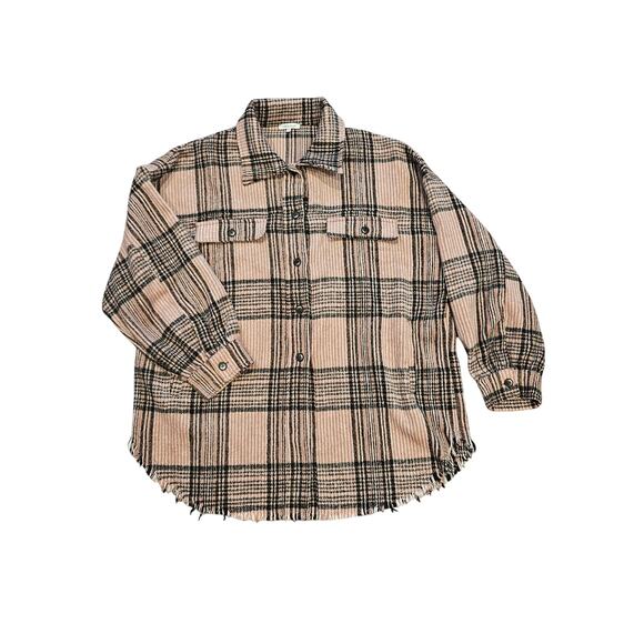 White birch flannel fuzzy button down shacket pink black plaid 1x plus - Picture 1 of 7